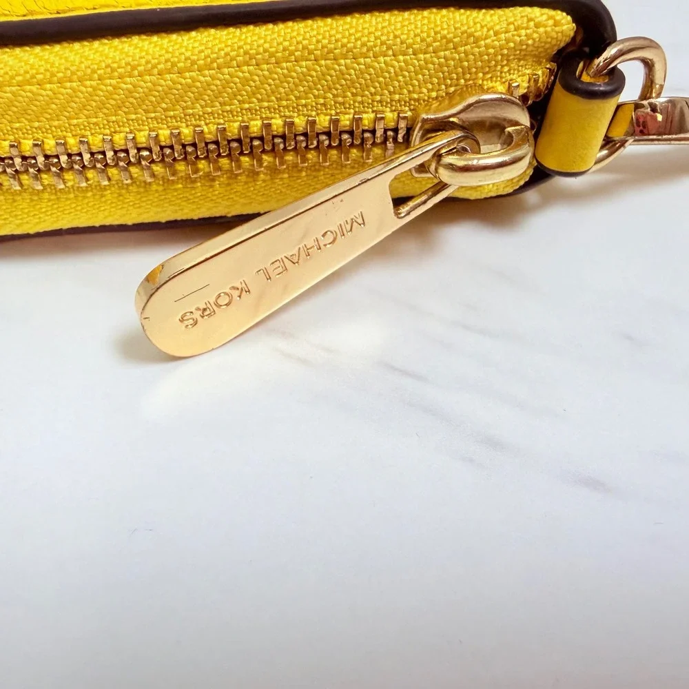 Michael Kors Jet Set Travel Wallet Yellow Pebbled Leather Zip Around Wristlet